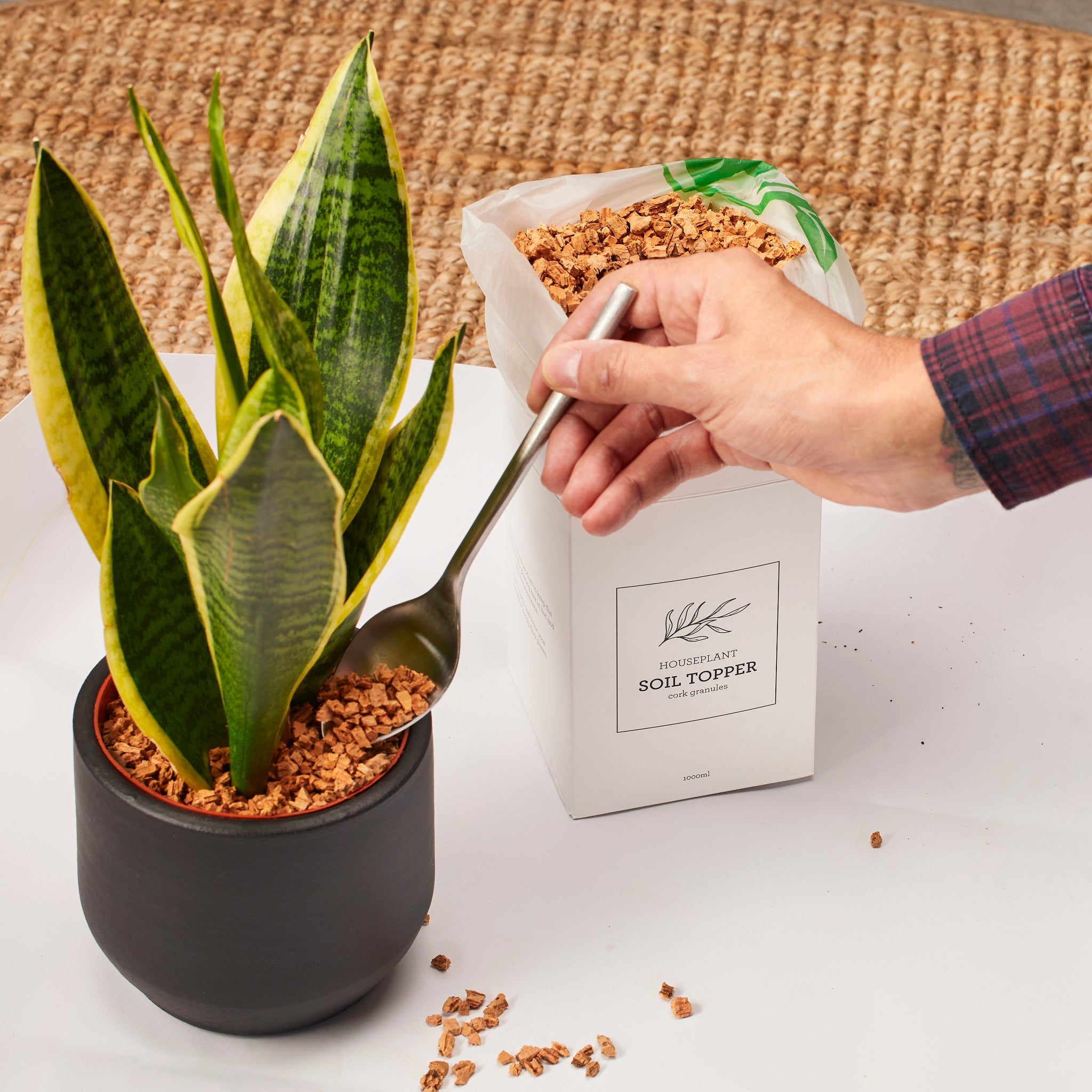 Generosa Soil Topper & Terrarium Pebbles - Natural Cork Granules for